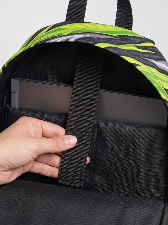 schoolbag_green_2.jpeg